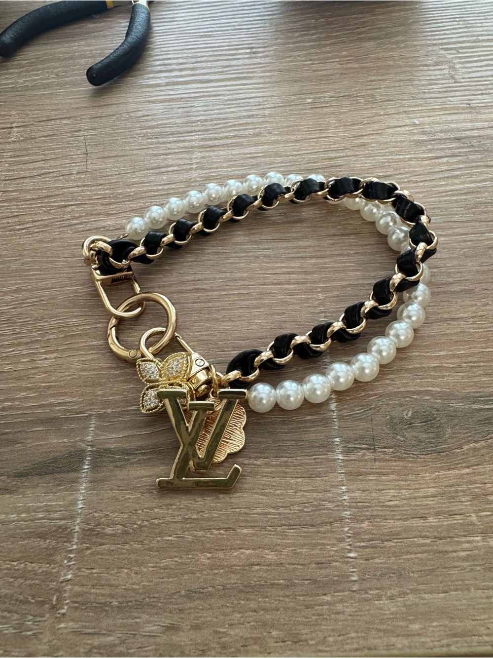 Gold LV Charm Bracelet Key-chain - Bag accessory